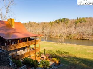 83 Waterview Ln, Piney Creek, NC 28663