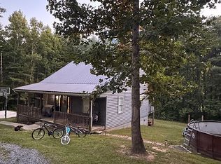 264 Woodland Rd, Hinton, WV 25951