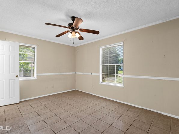 3401 Palmdale Pl