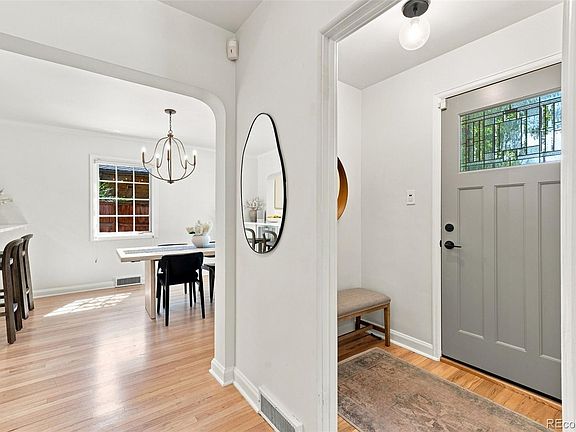 4th image of 1066 Bonnie Brae Boulevard