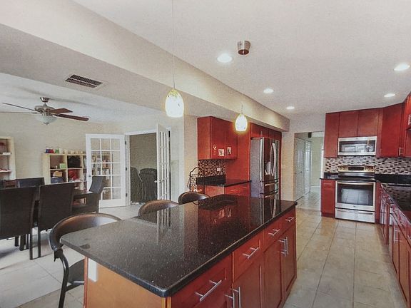 5th image of 1455 Beaupre Ct