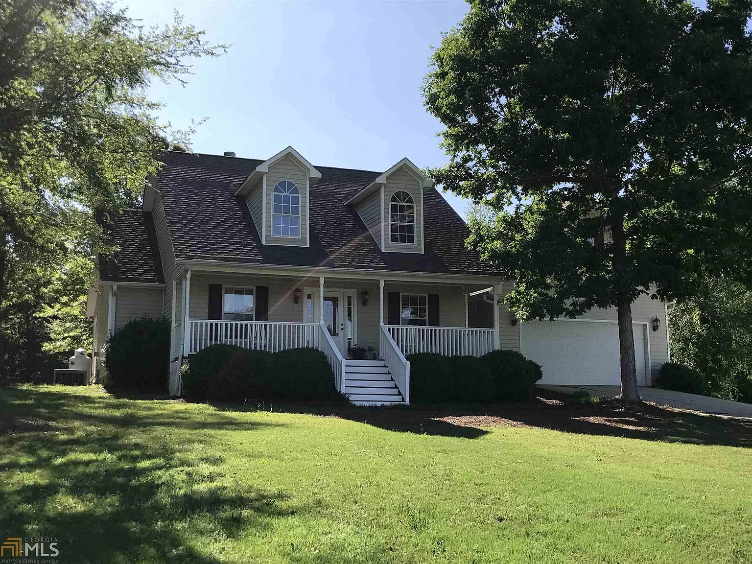 102 Jacqueline Dr photo 1