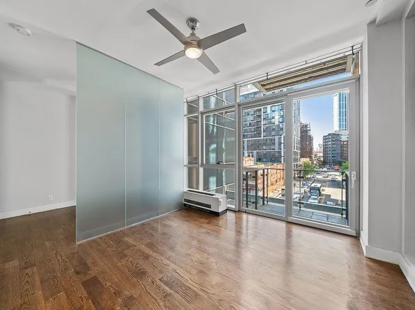 26-26 Jackson Ave #401, Long Island City, NY 11101