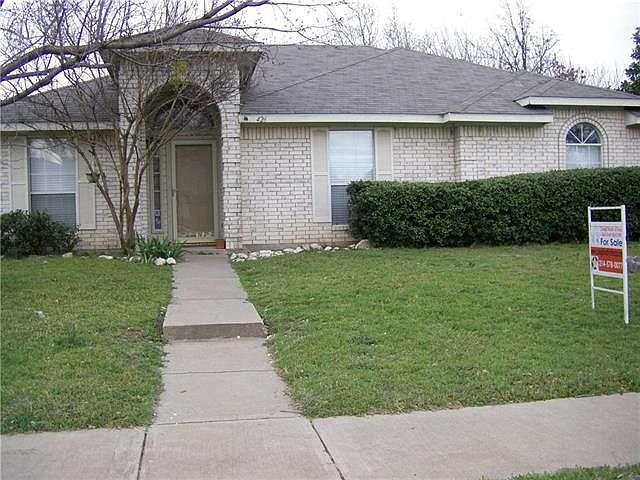 1st image of 426 Beard Dr