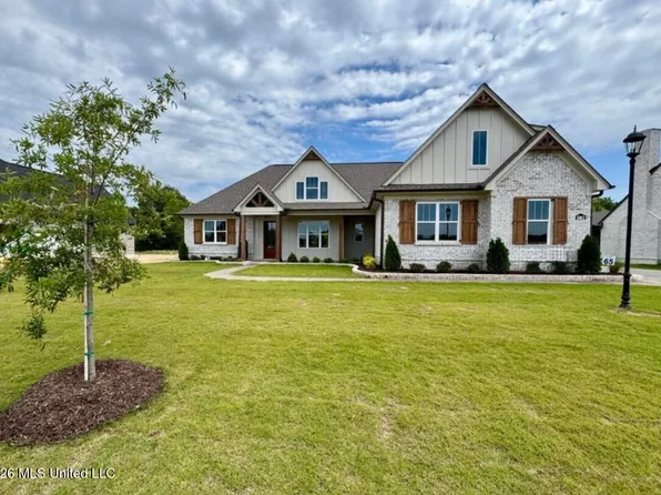 302 Oakworth Dr, Hernando, MS 38632