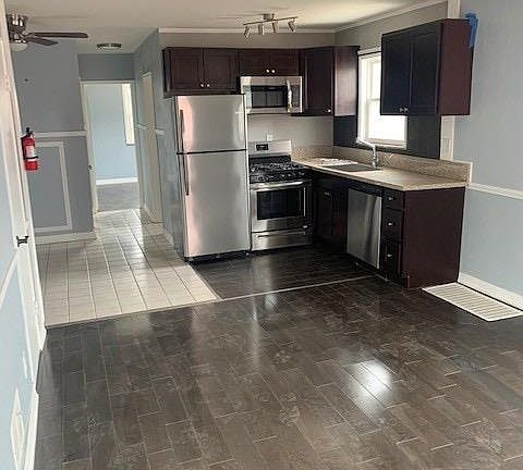 3rd image of 6941 Mulberry St #4