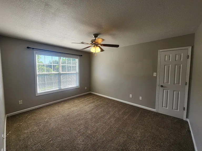 3346 Hunt Crest Rd — Photo 10