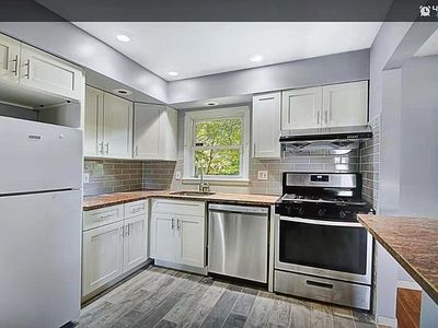 115 Rock Ave, Green Brook, NJ, 08812