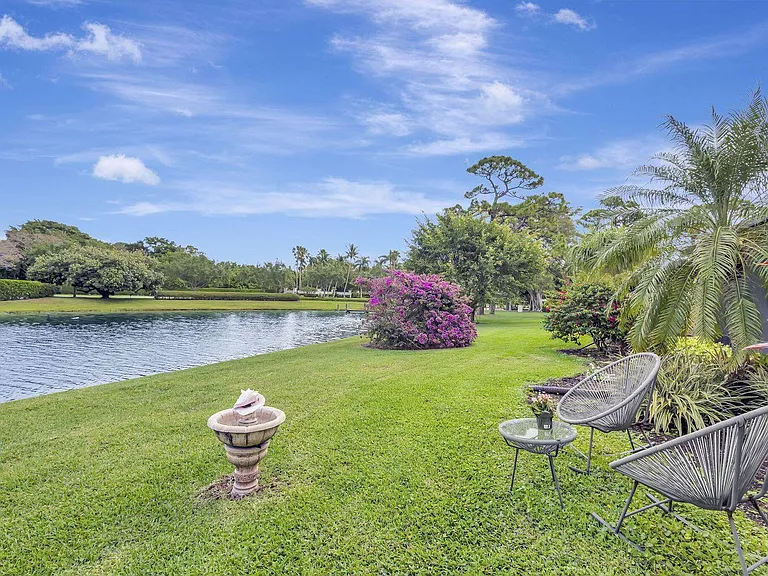 3667 Cape Pointe Cir — Photo 32