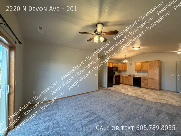 2220 N Devon Ave #201, Tea, SD 57064