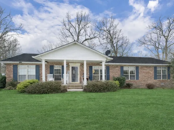 516 Callahan Dr, New Johnsonville, TN 37134