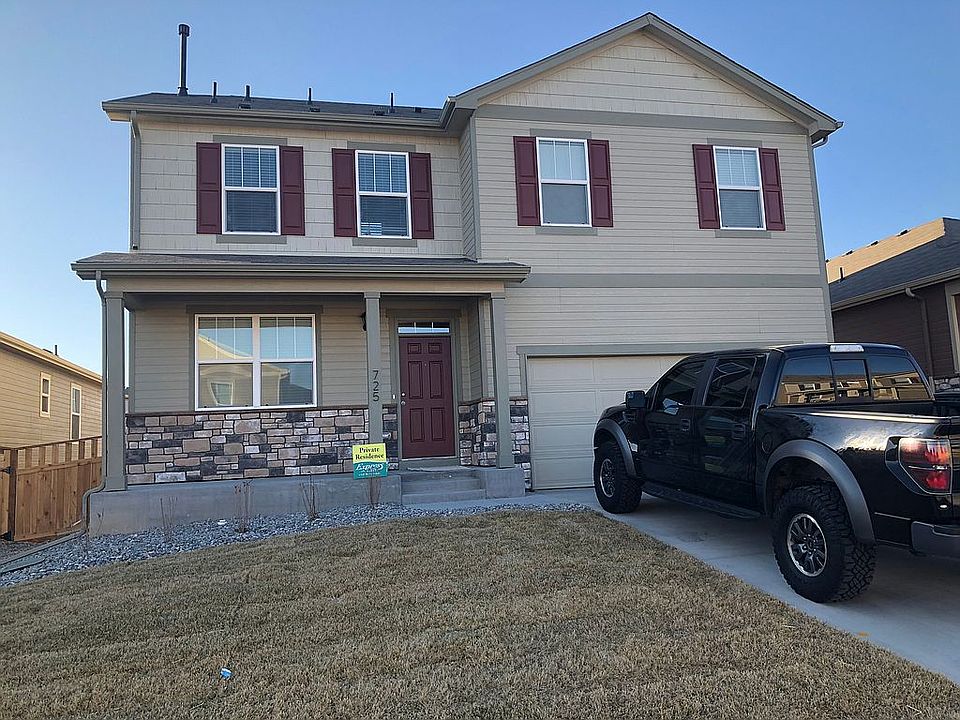 1st image of 725 Indigo St