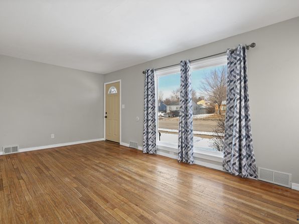 rapid-city-south-dakota-218881116 picture