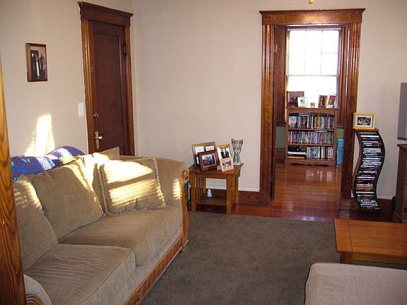 living room (second floor)