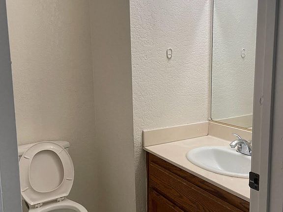 5th image of 8439 Carlin Ave