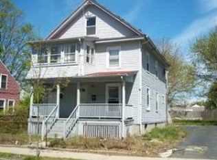 13 Anawan St, Taunton, MA 02780