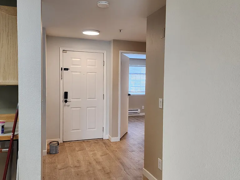 901 Sunset Blvd NE #C210 — Photo 7