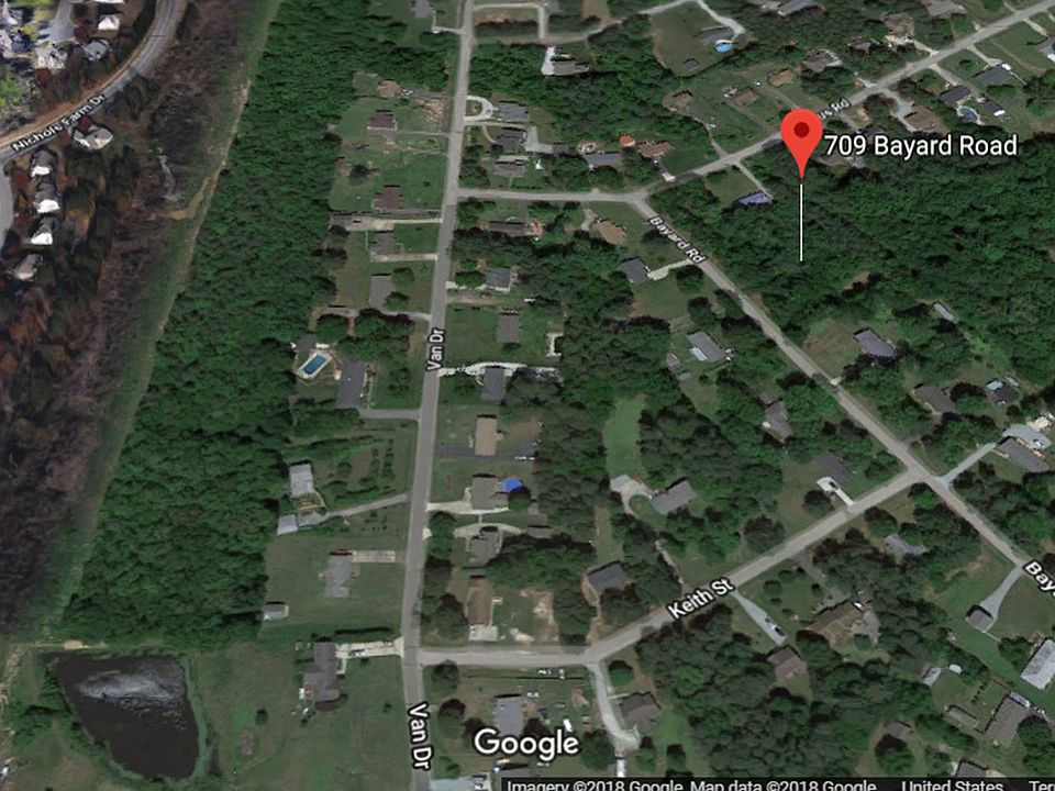 2nd image of 709 Bayard Rd