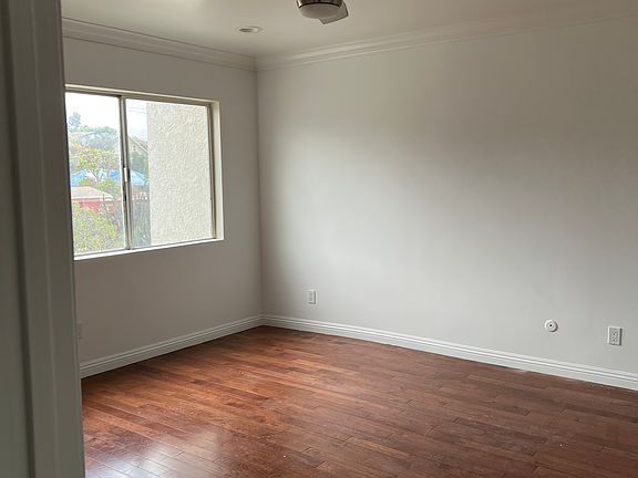 5th image of 1101 Laveta Ter APT 2