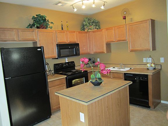 unit currently available has WHITE appliances