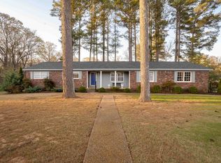 900 Pickwick St, Sheffield, AL 35660