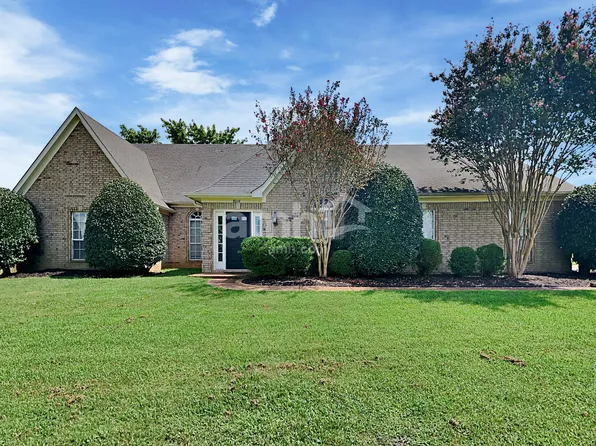 8014 New Castle Cv, Southaven, MS 38672