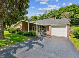 44 S Brookside Rd, Springfield, PA 19064