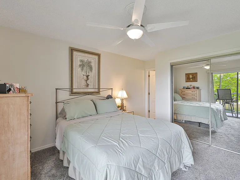 5567 Sea Forest Dr #122 — Photo 19