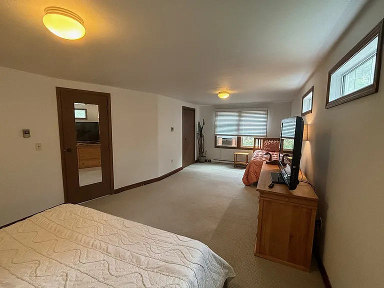 8 Black Point Rd — Photo 32