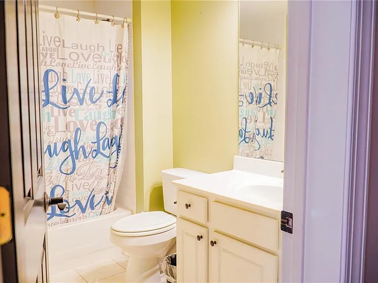 1127 Ashton Bluff Dr — Photo 26