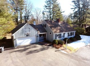 2 Lundin Ter, West Bridgewater, MA 02379