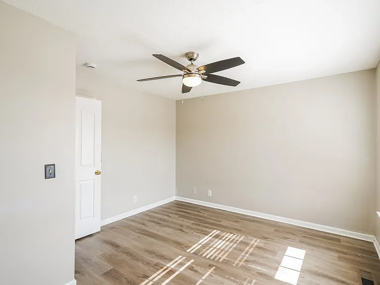 675 Legacy Dr — Photo 14