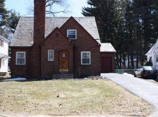 11 Cambridge Rd, Albany, NY 12203