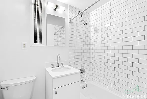 Rented by Mirador Real Estate | media 5