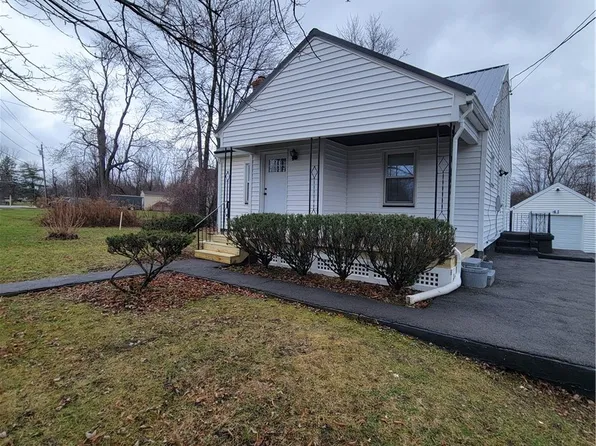 41 Summer Sky Dr, Rochester, NY 14623