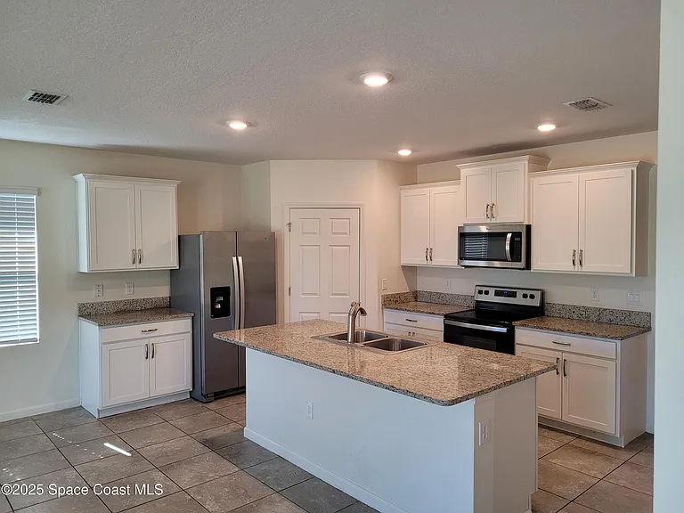 760 Acadia Ct SE — Photo 14
