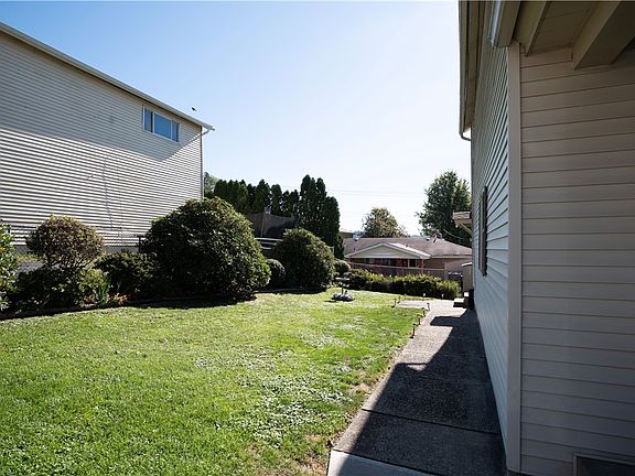 3rd image of 505 7th Ave