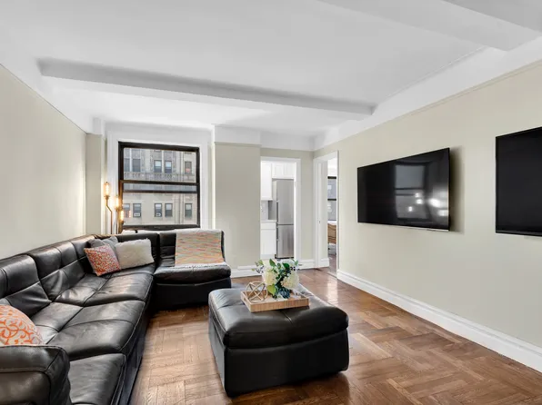 107 West 86th Street image 1 of 5