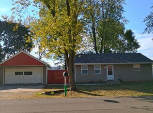 307 Langley Rd, Machesney Park, IL 61115