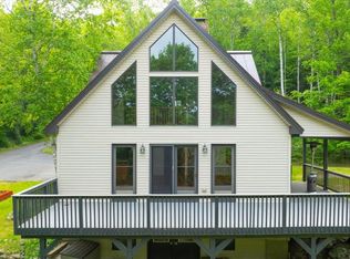 457 New Vineyard Rd, Farmington, ME 04938