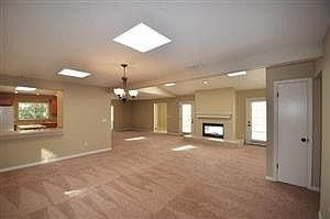 4th image of 4342 Winderlakes Dr