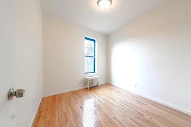 Rented by Hillel Realty Group