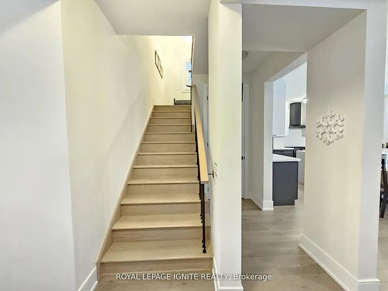 48 Duxbury Rd — Photo 13