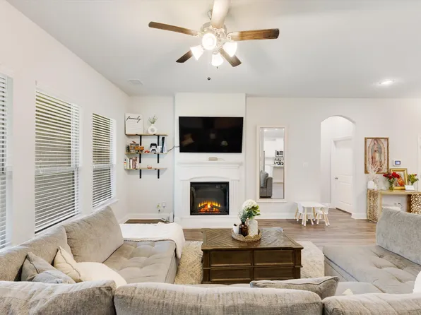 146 Palouse St, Red Oak, TX 75154