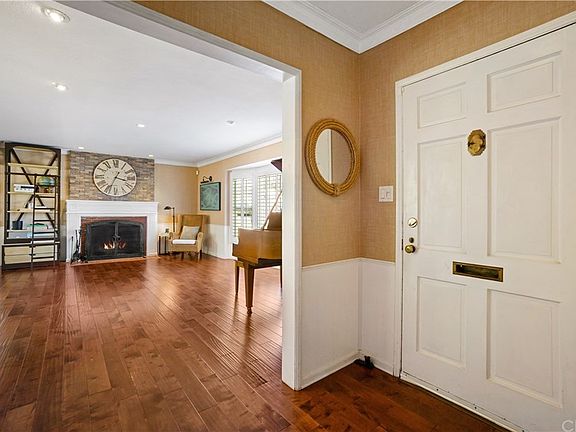 5th image of 5023 Parkglen Ave