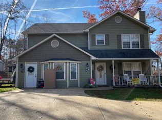 252 Chase Oaks Dr, Cornelia, GA 30531