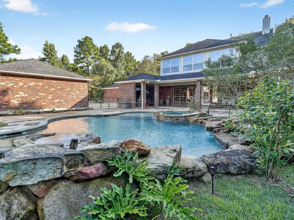 420 Whispering Mdw, Magnolia, TX 77355