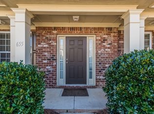 655 Crosswinds Cir, Marietta, GA 30008