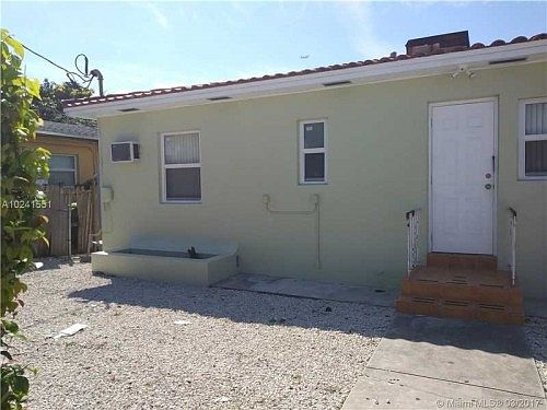 3rd image of 503 SW 19th Ave #501