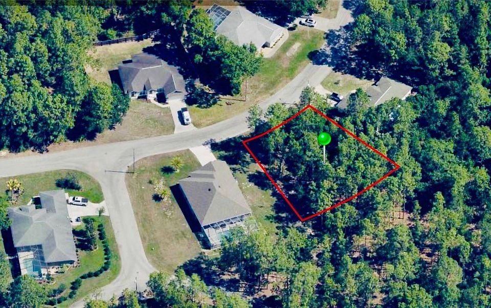 2nd image of 19 Sanders Cir